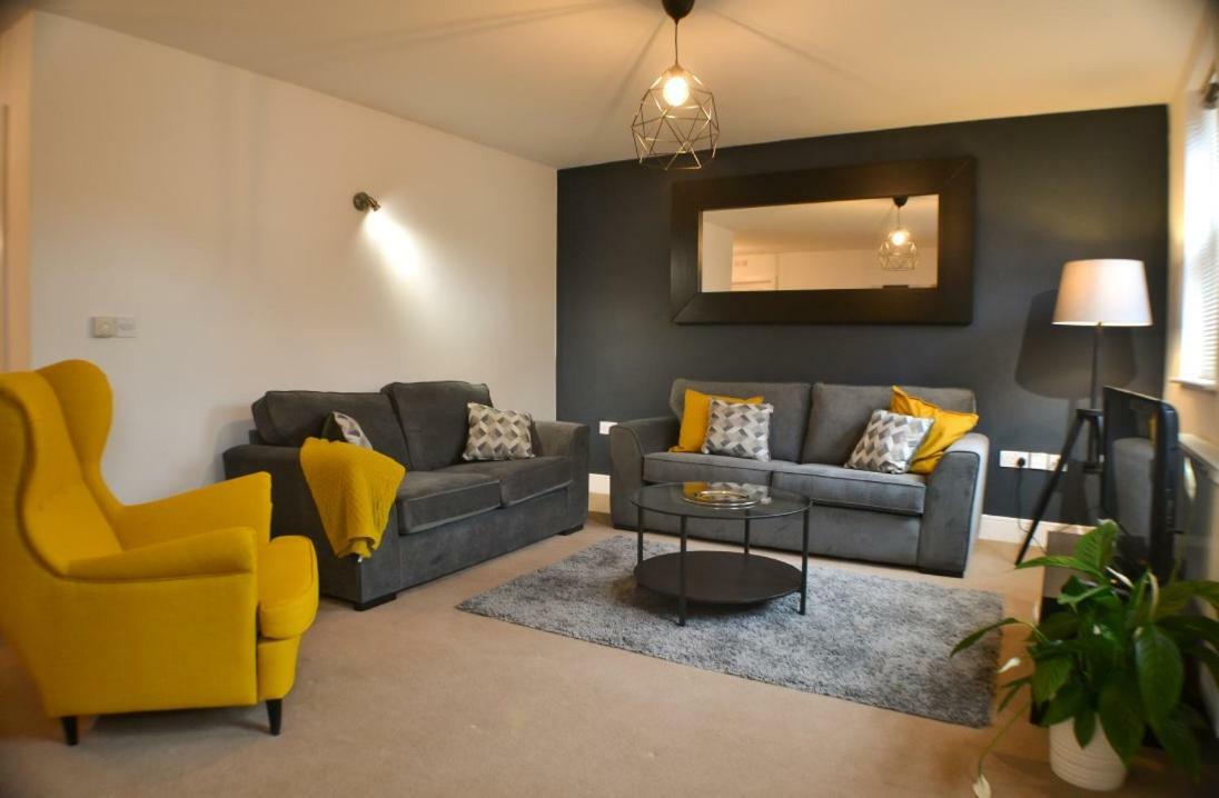 #St Georges Court By Derbnb, Spacious 2 Bedroom Apartments, Free Parking, Wi-Fi, Netflix & Within Walking Distance Of The City Centre Derby Exteriér fotografie